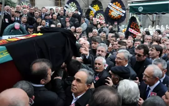 Kılıçdaroğlu, Baykal ile Birlikte Kayseri'de Eski Belediye Başkanının Cenaze Törenine Katıldı (2)