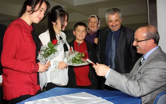 'Alattin Akyüz Şiirleri' Gecesi