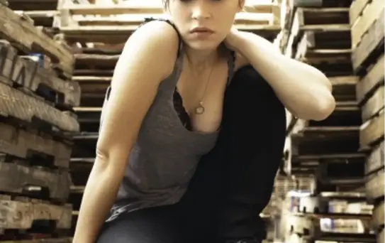 'Gitarın Tanrıçası' Kakı Kıng Akbank Sanat'ta