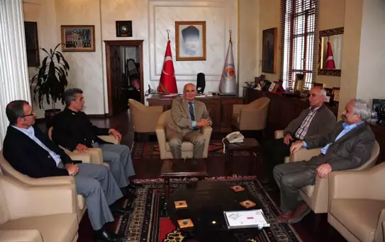 Pelitköy'den Başkan Yılmaz'a Teşekkür Ziyareti