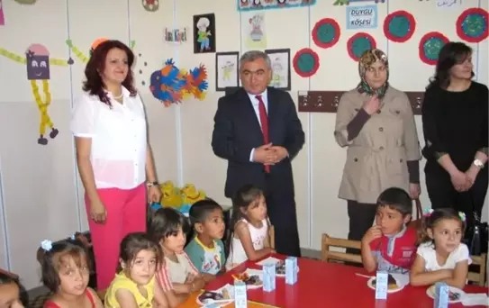 Zeytin Anaokulu Öğrencileri Karne Aldı