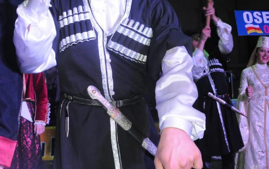 Rize'de 'En Hızlı Çay İçme' Yarışması
