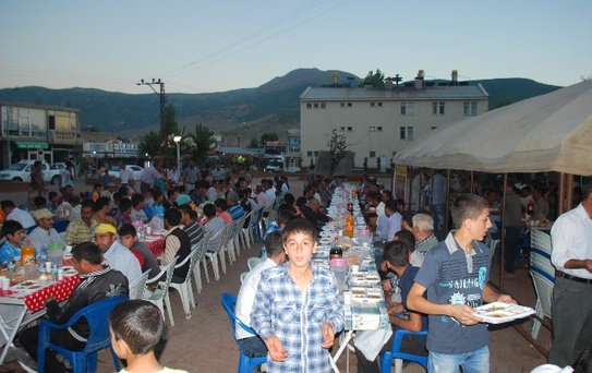 Başkan Özkan Esnaflarla İftarda Buluştu