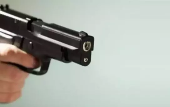 Sokak Ortasında Silahlarla Çatıştılar (2)