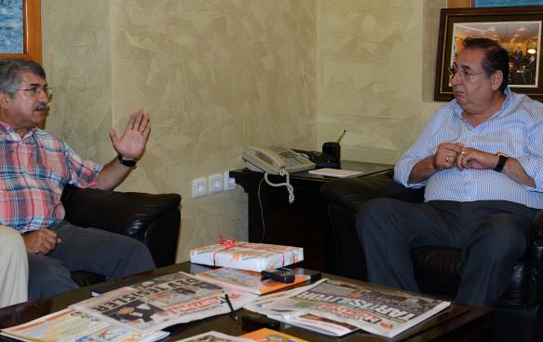 CHP'li Sağlar'dan Rakiplerine Cezeryeli Ziyaret