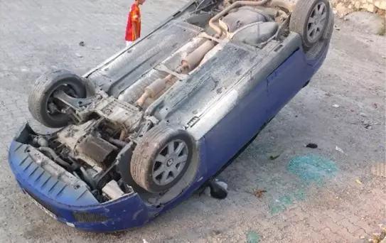 Takla Atan Otomobilde Şans Eseri Yaralanan Olmadı