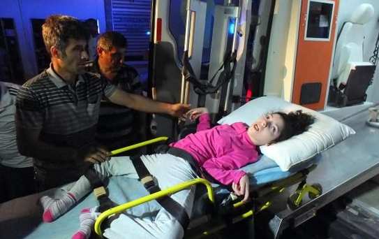 Sağlık Bakanı Müezzinoğlu, Felçli Sinem'e Umut Oldu