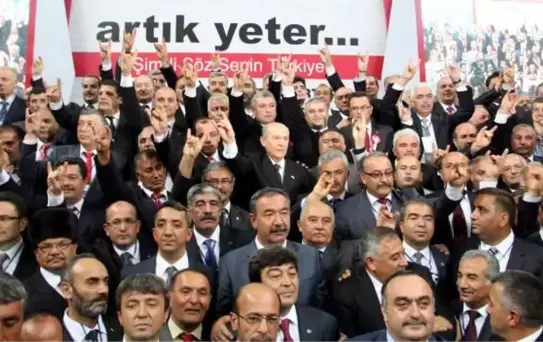 MHP Lideri Bahçeli 220 Belediye Başkan Adayını Tanıttı