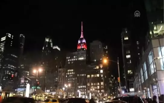 Empire State 'Noel'e Hazır