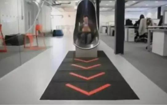 İş Yerinde Merdiven Yerine Kaydırak