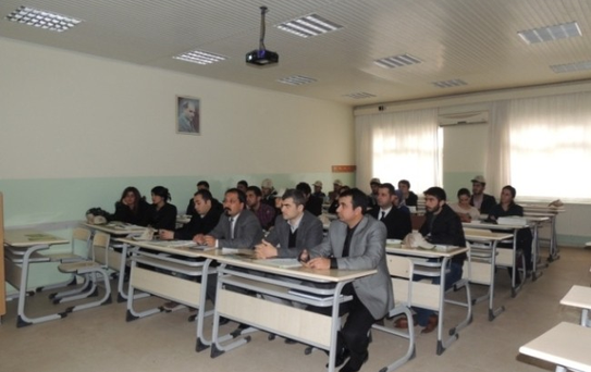 GAÜN'de Bitki Besin Elementi Eksikliği ve Fazlalığı Semineri