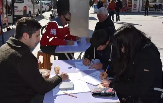 Kan Toplama Otobüsü Niğde'de