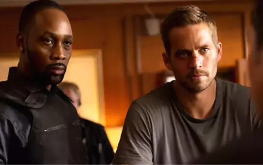 Paul Walker'ın Son Filminin Fragmanı (Brick Mansions)