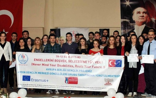 Aydın Engellerini Boş Verecek