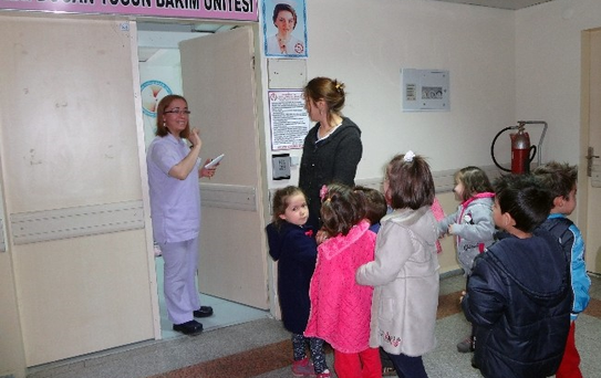 Minik Öğrencilerinden Devlet Hastanesine Ziyaret