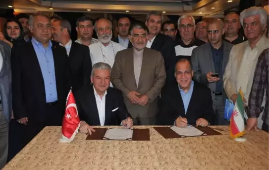 İzmir Ticaret Odası, İran ile İhraç Ürünleri Fuarı İçin Tahran'da Protokol İmzaladı