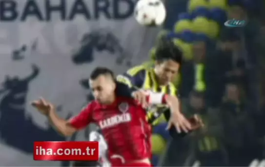 Fenerbahçe Kardemir Karabükspor'u 4-0 Mağlup Etti