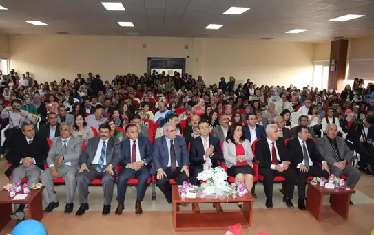 Ahmet Çuhadaroğlu Meslek Yüksekokulunda Mezuniyet Töreni