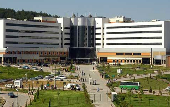 Kocaeli Üniversitesi'nde Bıçaklı Kavga: 1 Ölü, 1 Yaralı