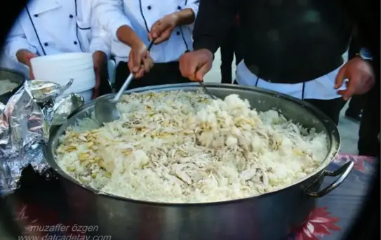 Bilecik'te 'Geleneksel 9. Buluşma, Tanışma ve Pilav Günü' Etkinliği