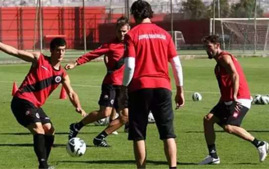 Gençlerbirliği'nde 'Yaprak' Kıpırdamıyor