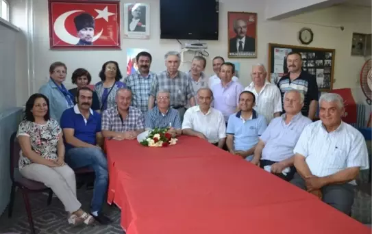 Kula CHP'de Görev Değişimi