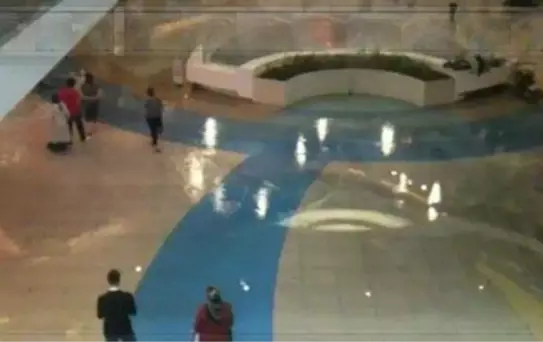 İstanbul'da Fırtına Koptu, Beylikdüzü'nde AVM'yi Su Bastı