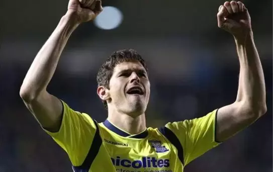 Zigic: Arsenal Beni İstedi