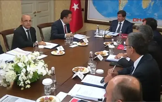 Başbakanlık'ta Makroekonomi Toplantısı