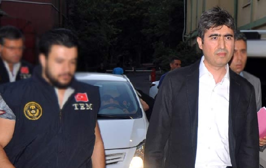 Paralel İhanete 11 İhraç!