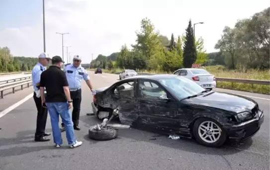 Kızlarını Yurda Yerleştiren Aile Dönüşte Kaza Yaptı: 6 Yaralı