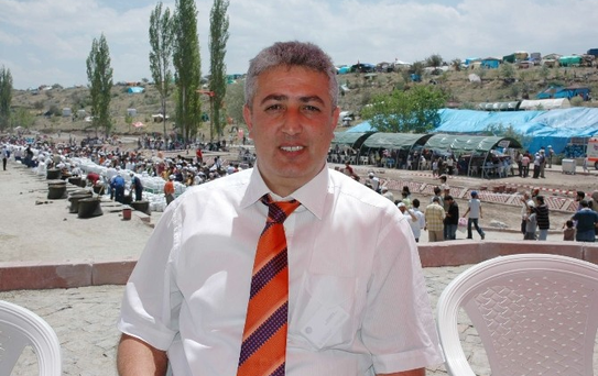 Nail Şahan Vefat Etti