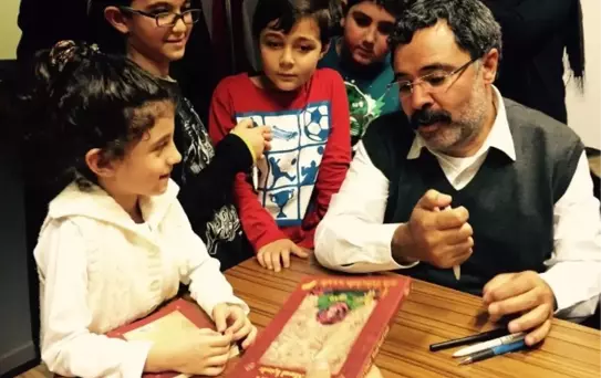 Ahmet Ümit Brüksel'de Antep Masallarını Anlattı