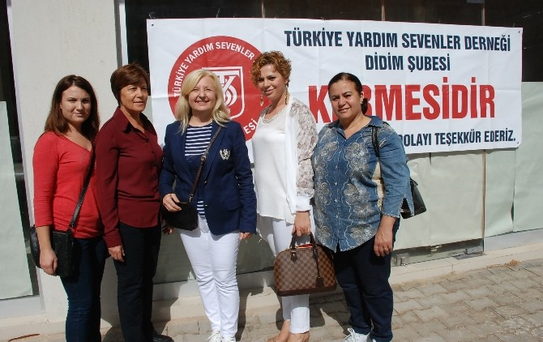 Didimli Yardımsevenlerden Kermes