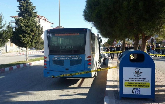 Burdur'da Halk Otobüsünün Çarptığı Kadın Öldü