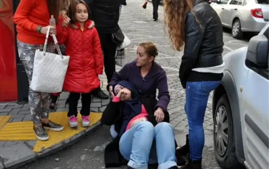 Otomobilin Çarptığı Hamile Kadın Yaralandı