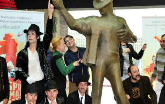 Michael Jackson'un Anıtı' Sırbistan'da Gösterime Girecek
