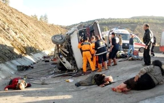 Isparta'da Katliam Gibi Kaza: 16 Ölü, 29 Yaralı (5)- Yeniden