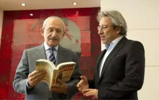 Can Dündar, Kılıçdaroğlu'na Kitap İmzaladı