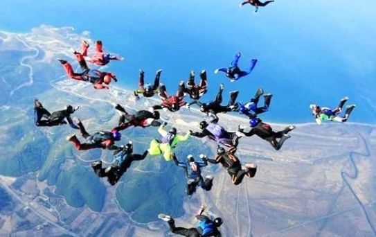 Paraşütçülerin Yeni Hedefi 50 Kişilik Türkiye Rekoru