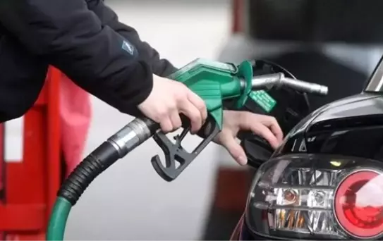 Petrol Fiyatlarında İnanılmaz Tahmin