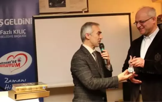 Kemal Sayar Kağıthanelilere Merhamet Duygusunu Anlattı