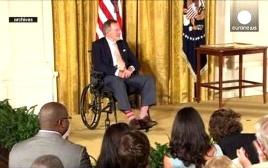 ABD Eski Başkanı George H.w. Bush Hastaneye Kaldırıldı