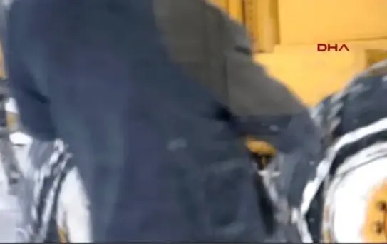 Muş Kars- Digor Karayolunda Mahsur Kalanlar 5 Saat Sonra Kurtarıldı