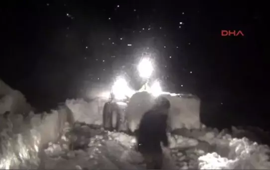 Solunum Cihazına Bağlı 85 Yaşındaki Adamın İmdadına Kaymakam Yetişti