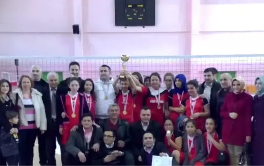 Voleybol Kızlar'da Yozgat'ı Şefaatli Temsil Edecek