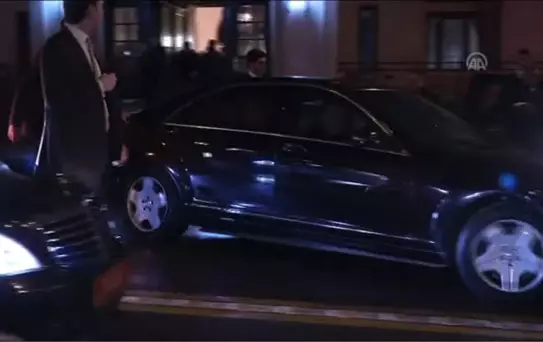 Davutoğlu'nun Gayrimüslim Kanaat Önderleriyle Buluşması