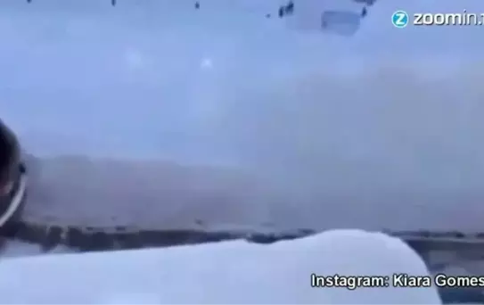 Selfish'den Sonra Şimdi de Balconing Moda Oldu