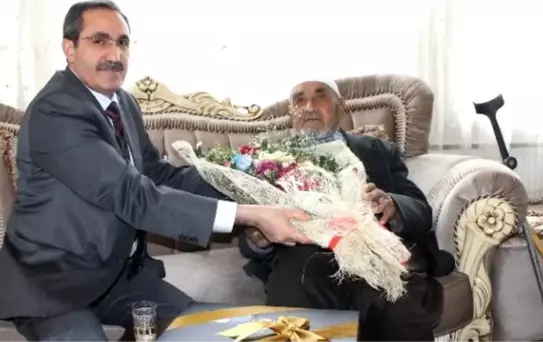 Dicle Elektrik Yaşlıları Günü'nü Unutmadı