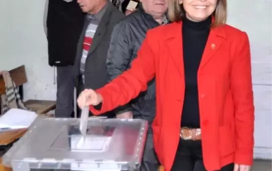 Uşak'ta, Ekonominin Önemine Değinen Adaylar Öne Çıktı